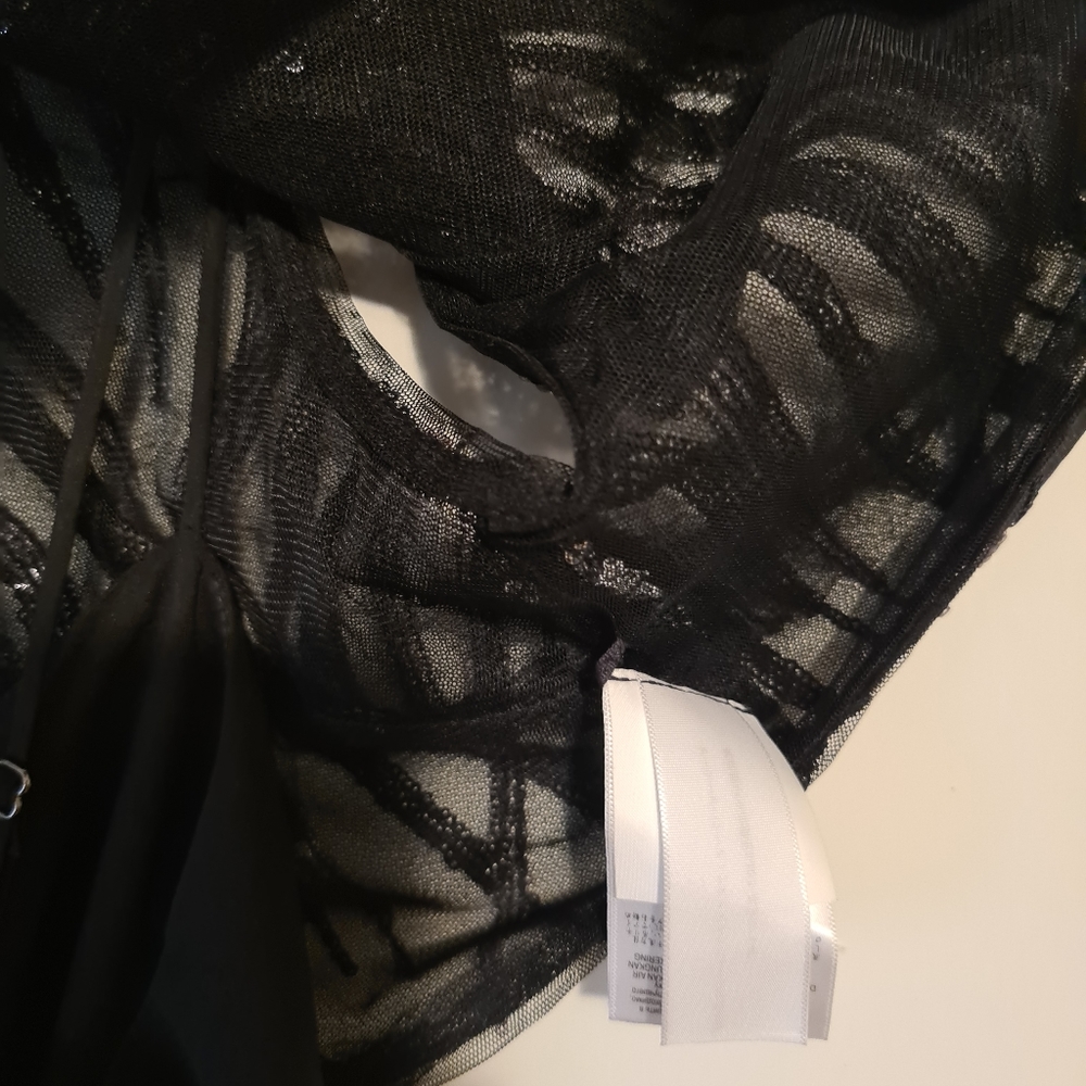 Dress - Picture 10 of 10